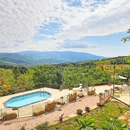 Casa Elia Comfortable Hotel